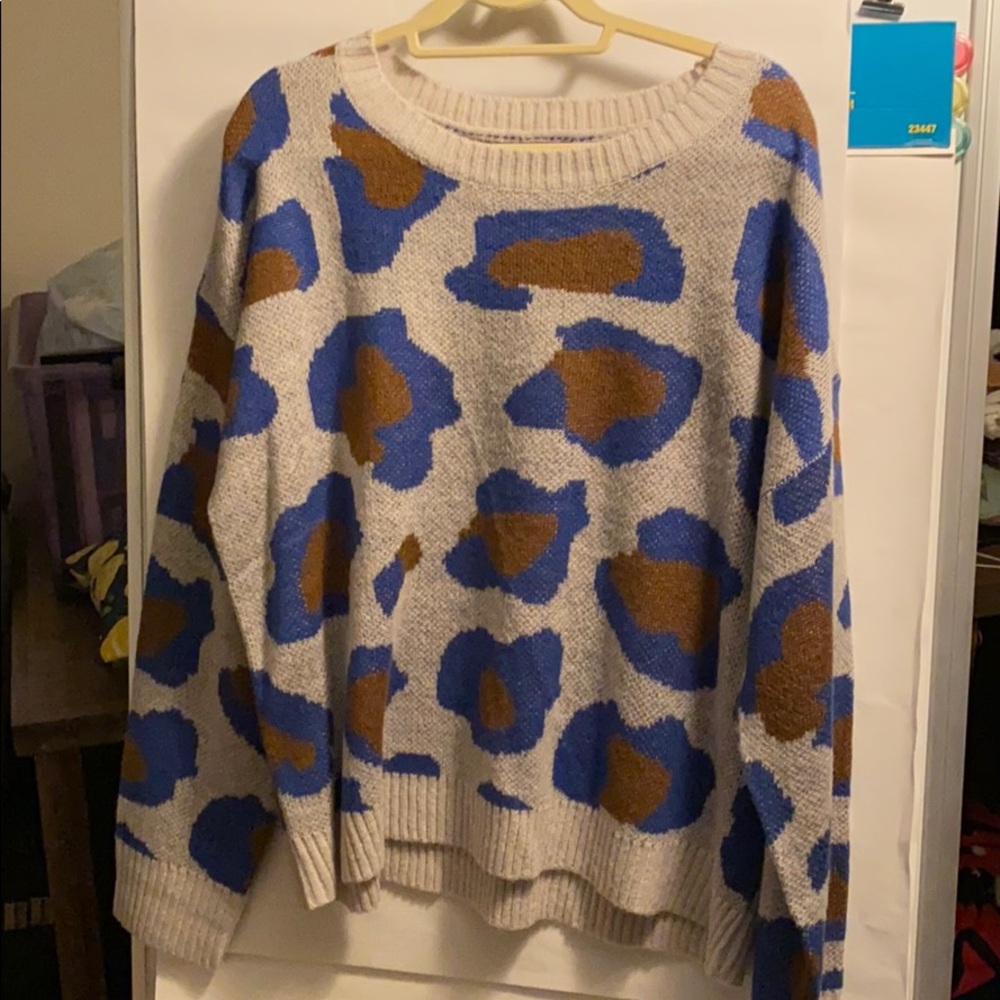 Cheetah funky sweater